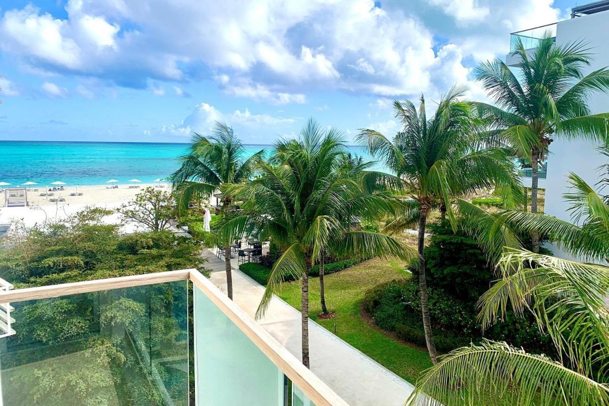 Wymara Resort & Villas Grace Bay Exterior photo