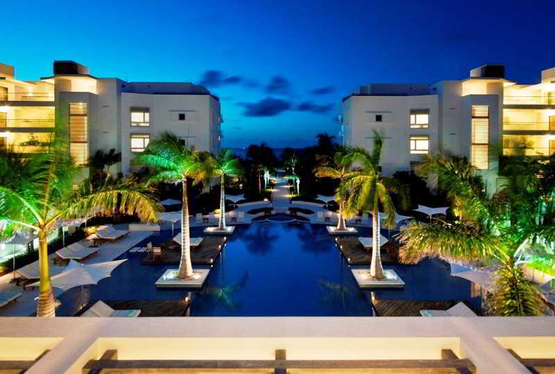 Wymara Resort & Villas Grace Bay Exterior photo