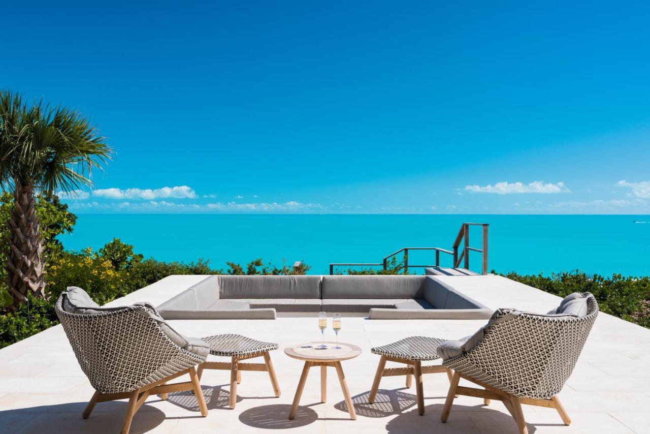 Wymara Resort & Villas Grace Bay Exterior photo